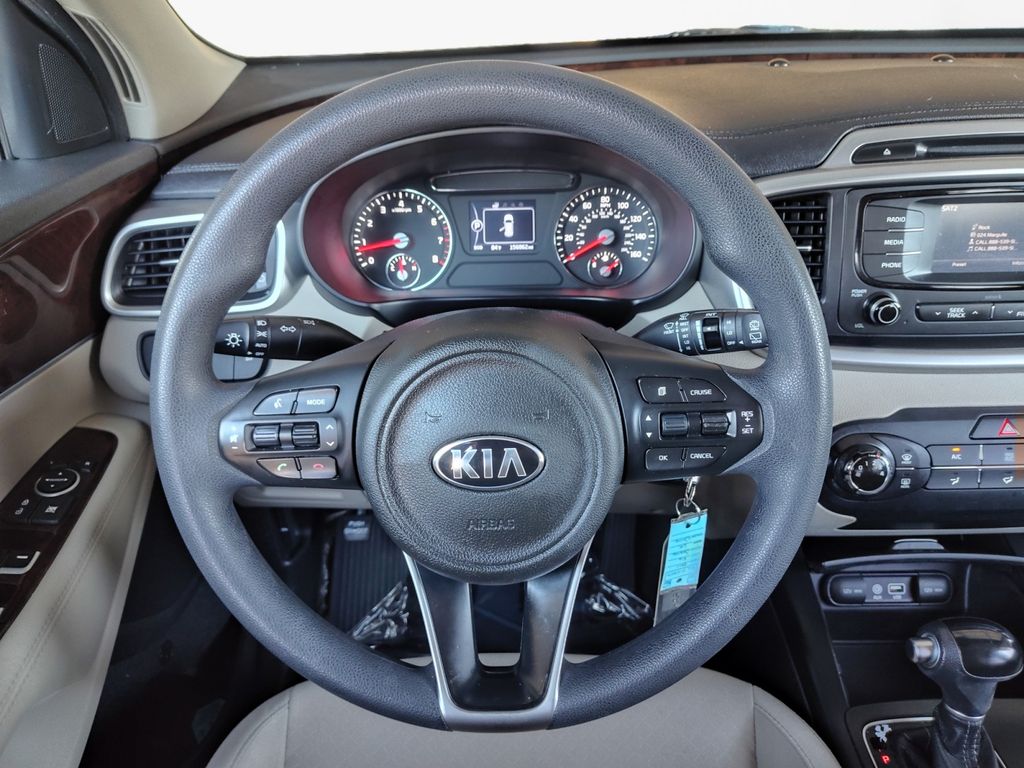 Used Car 2017 Kia Sorento  Lx For Sale Under $10,000 In Austin, Texas