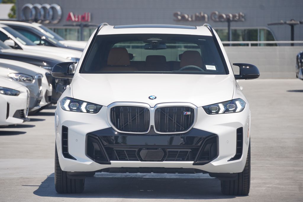 2025 BMW X5 M60i 2