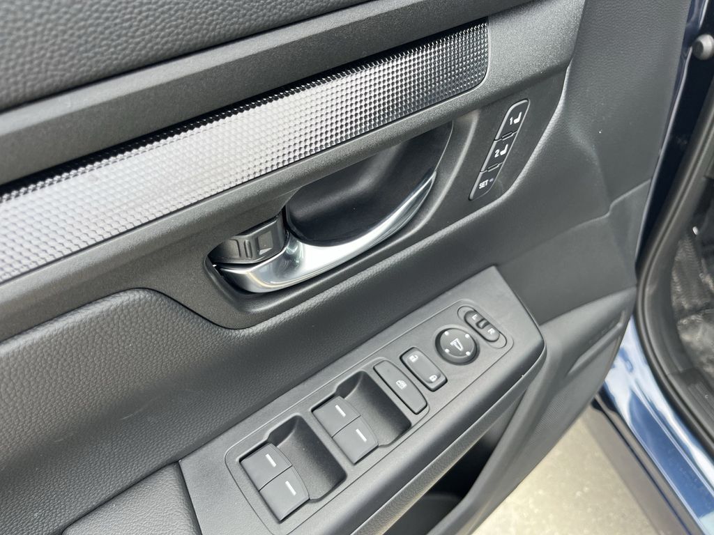 new 2026 Honda CR-V Hybrid car, priced at $38,437