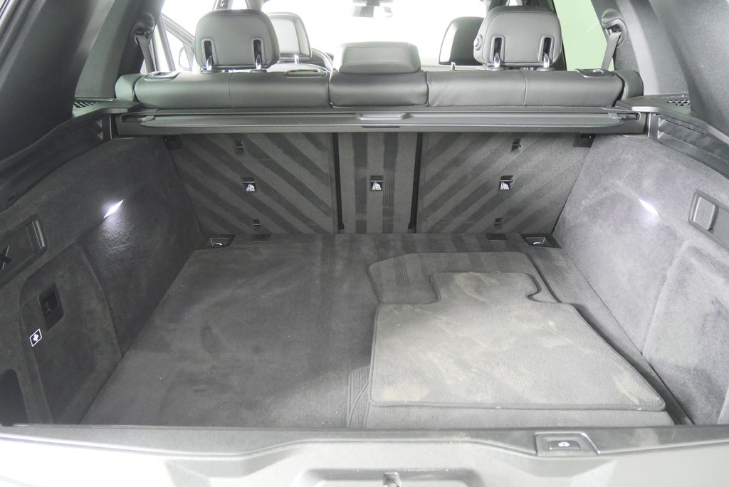 Thumbnail: 2022 BMW X5 - 16