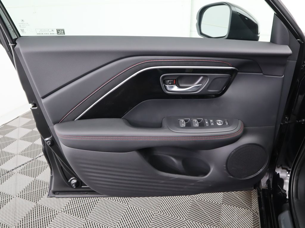 Thumbnail: 2025 Acura ADX - 25