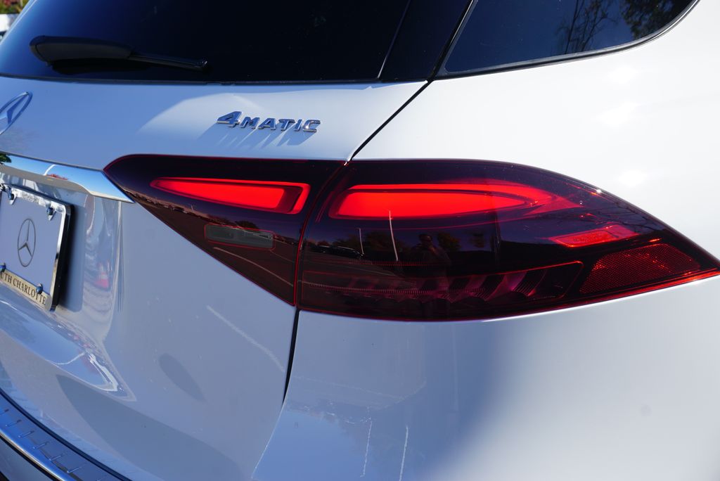 Thumbnail: 2026 Mercedes-Benz GLE - 17