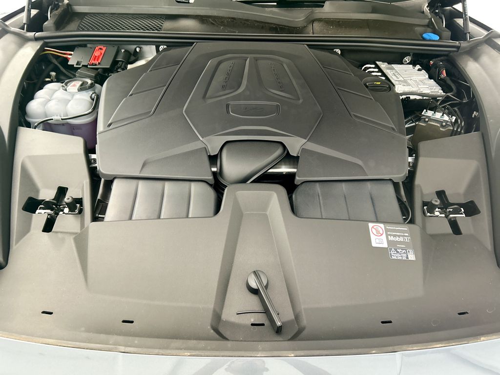 Thumbnail: 2026 Porsche Cayenne - 29