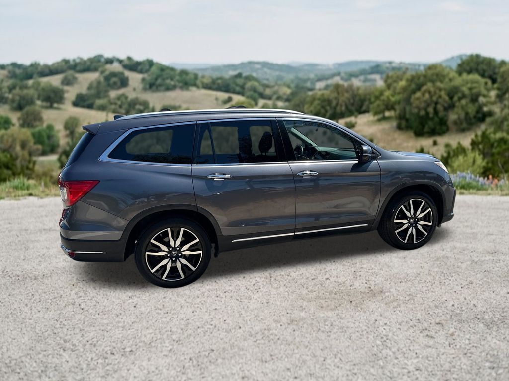 Used Car 2019 Honda Pilot  Touring For Sale Under $25,000 In Austin, Texas