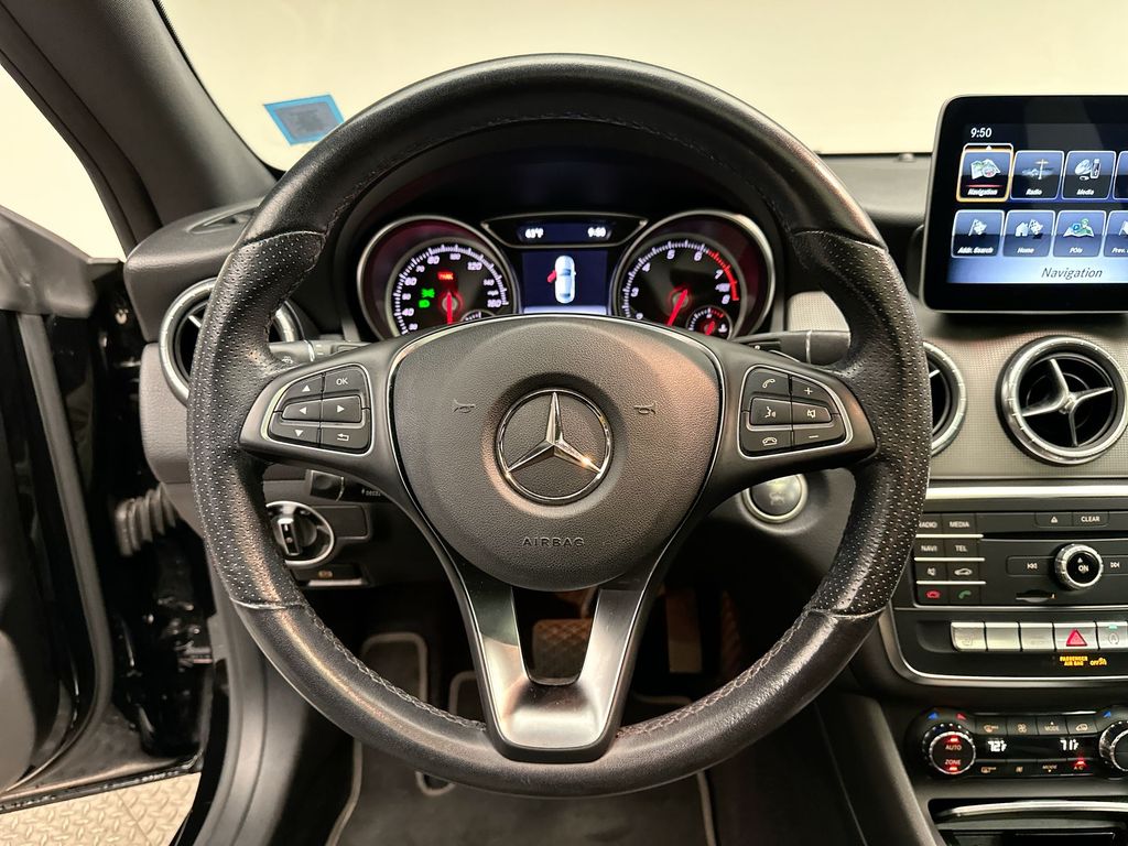 2019 Mercedes-Benz CLA 250 15