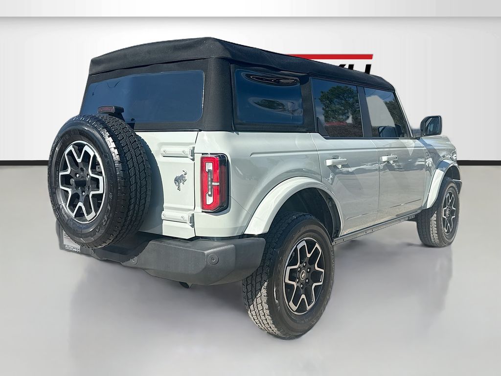 2023 Ford Bronco Outer Banks - 6