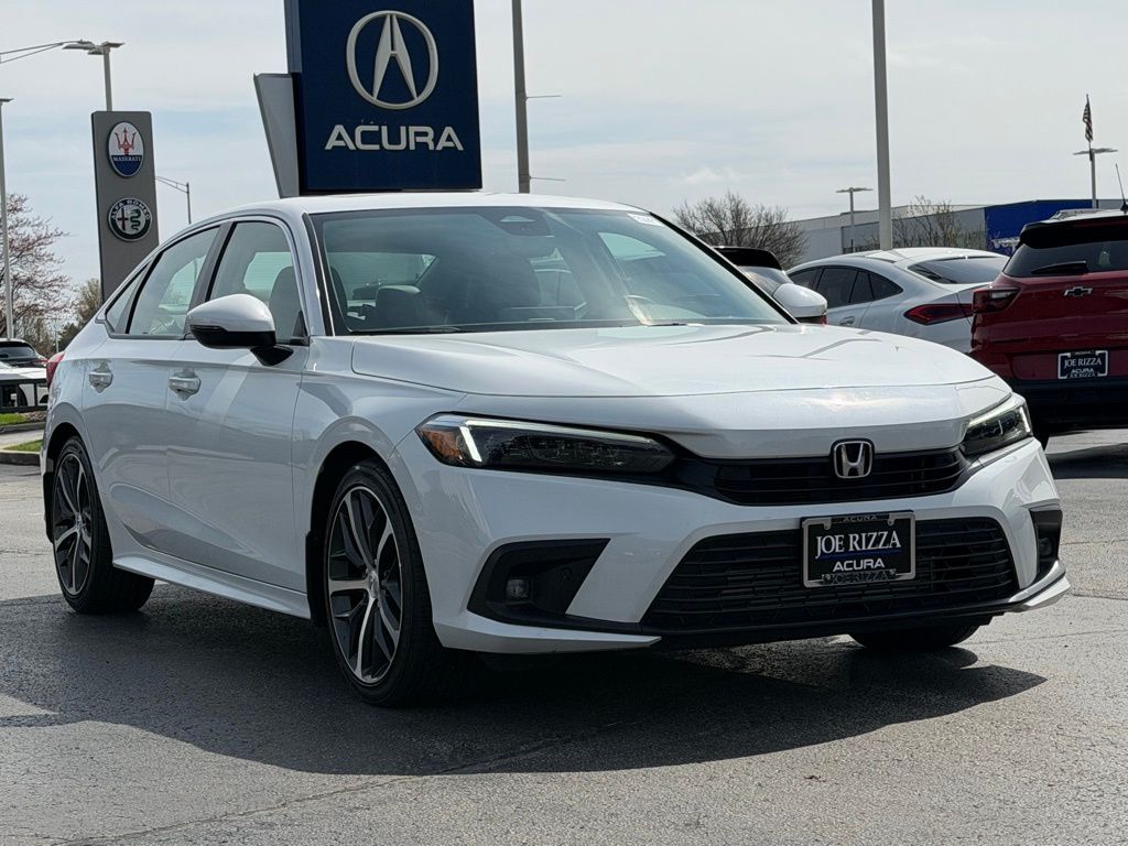 View vehicle photo 3