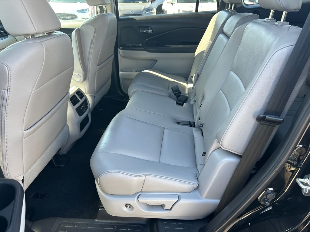 2017 Honda Pilot EX-L 8