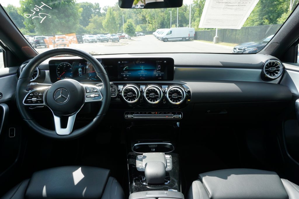 Thumbnail: 2022 Mercedes-Benz A-Class - 16