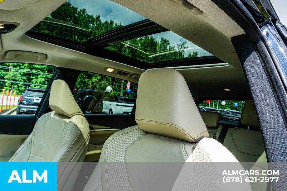Used 2022 Black INFINITI LUXE image 18