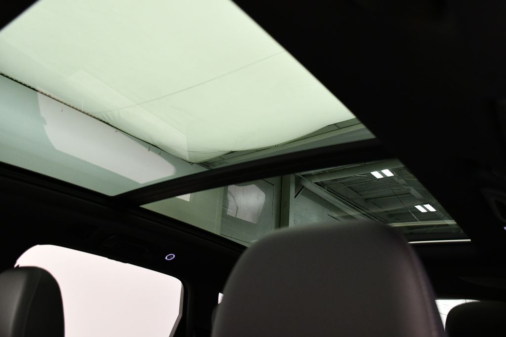 Thumbnail: 2025 Audi Q7 - 30