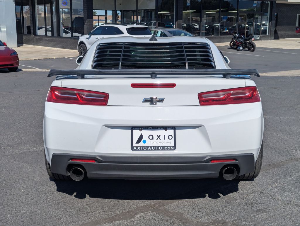 2018 Chevrolet Camaro 1LT 6