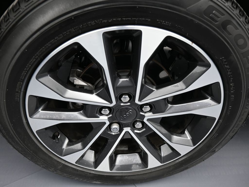 Used 2023 Velvet Red Pearlcoat Jeep Overland image 46