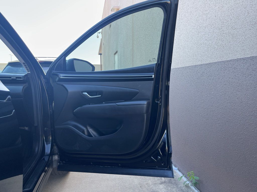 Thumbnail: 2023 Hyundai Tucson - 24