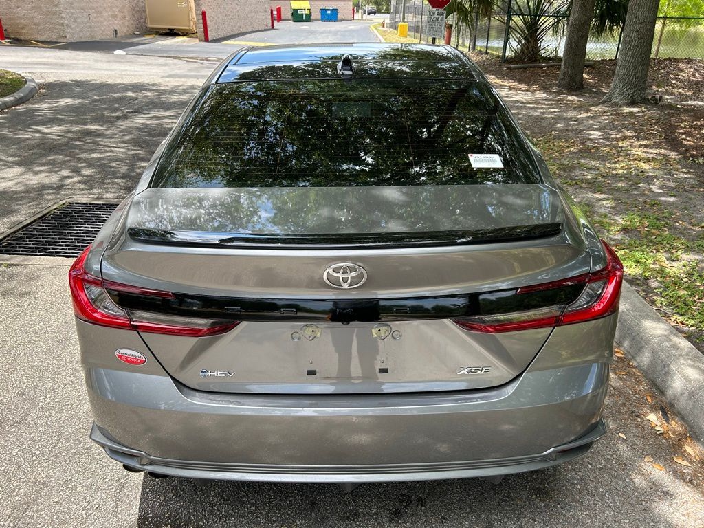 2025 Toyota Camry XSE 4