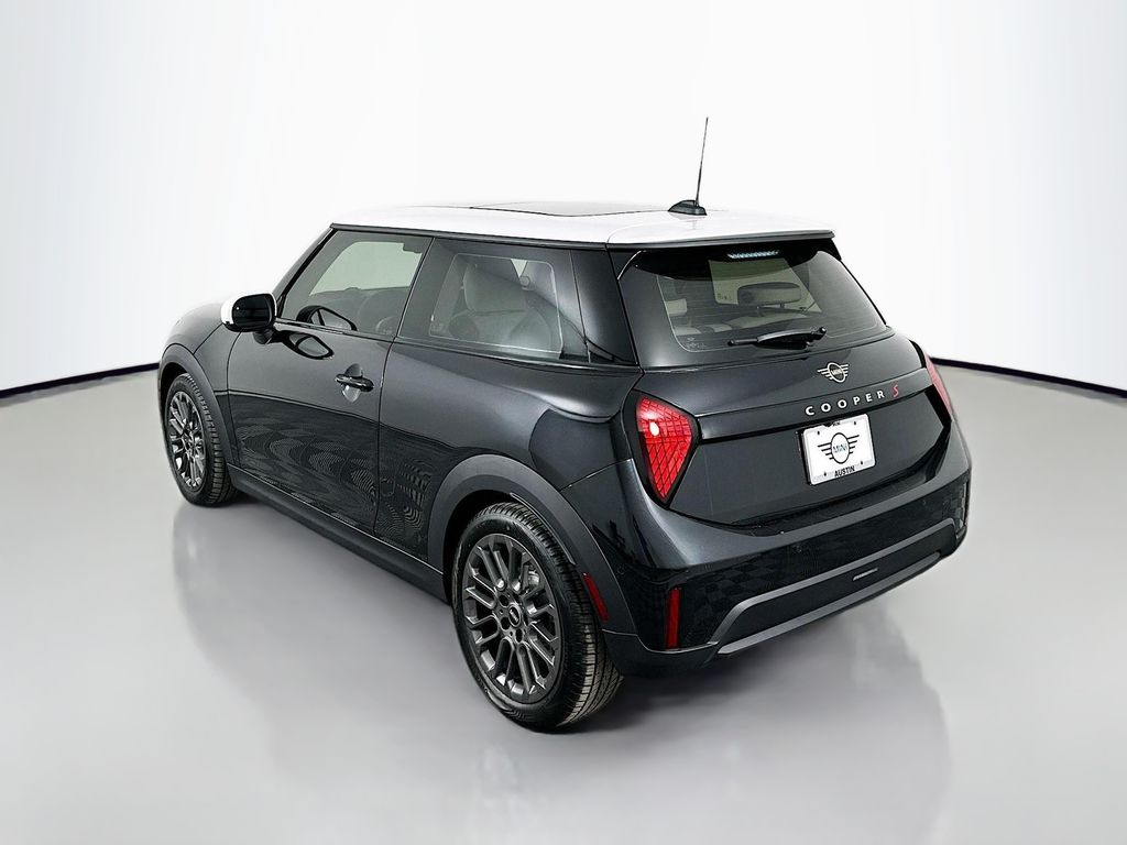 2025 MINI Cooper S 7