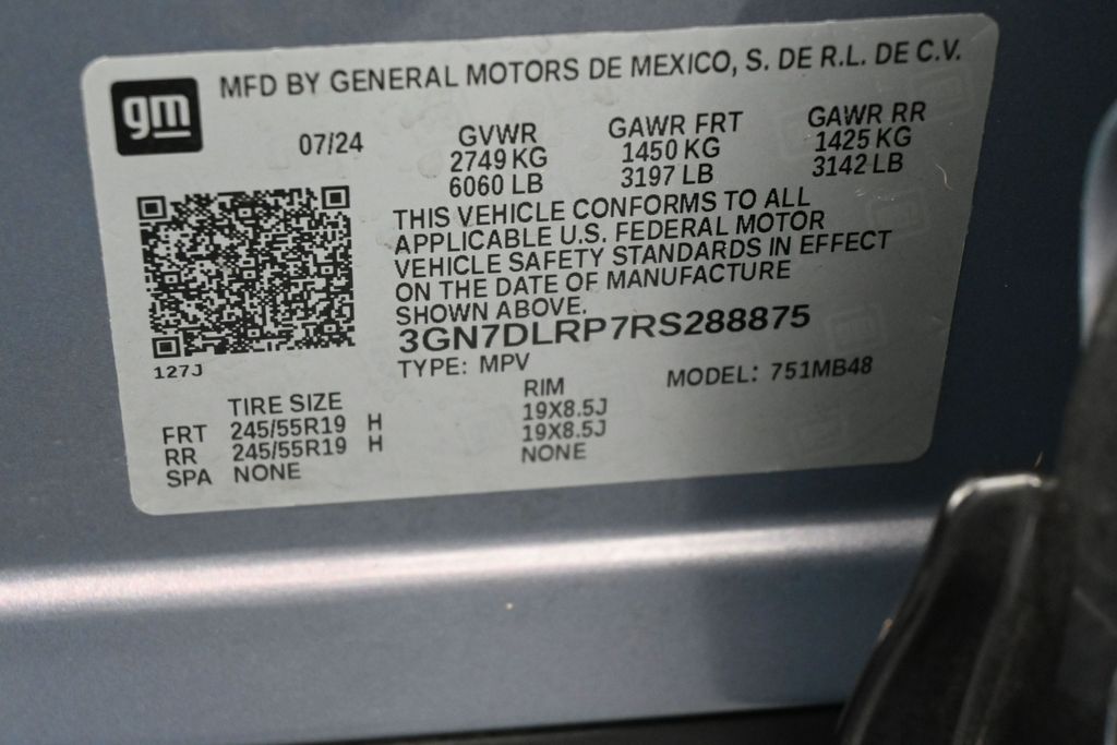 Used 2024 Galaxy Gray Metallic Chevrolet LT image 17