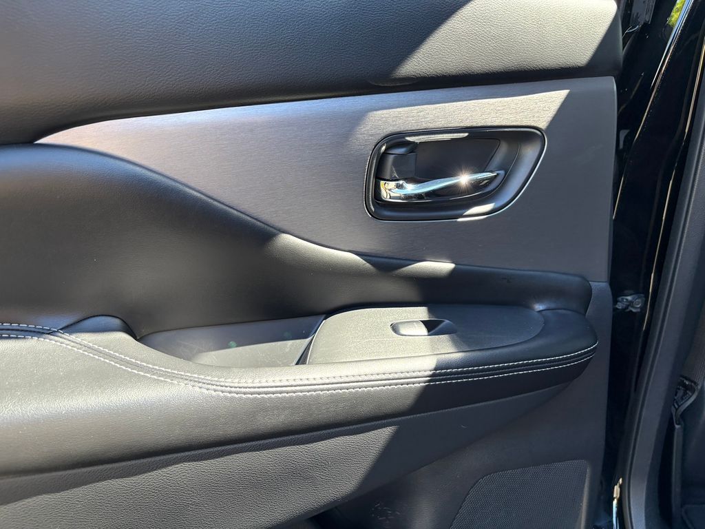 2021 Nissan Murano SV