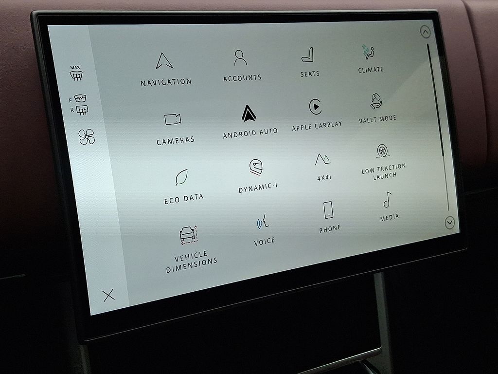 Thumbnail: 2025 Land Rover Range Rover - 26