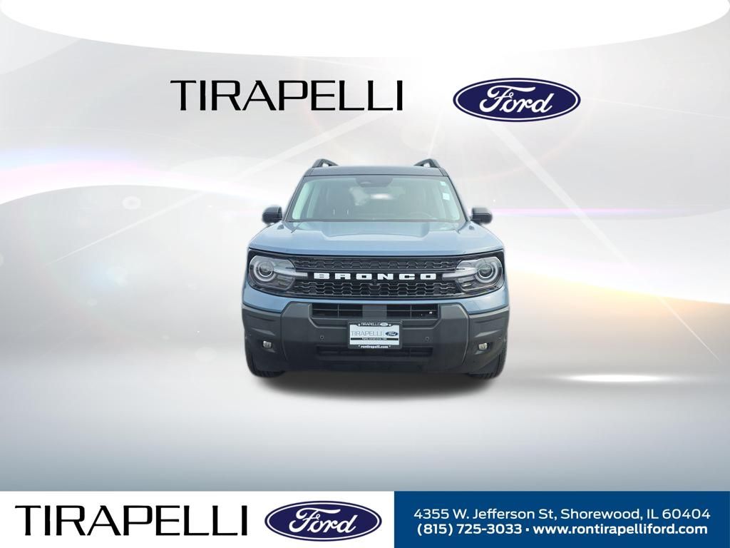 Certified Used 2025 Gray Ford Outer Banks image 5