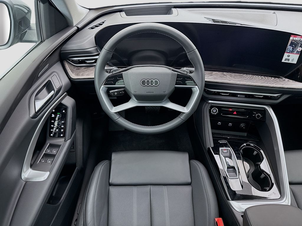 Thumbnail: 2025 Audi Q5 - 11