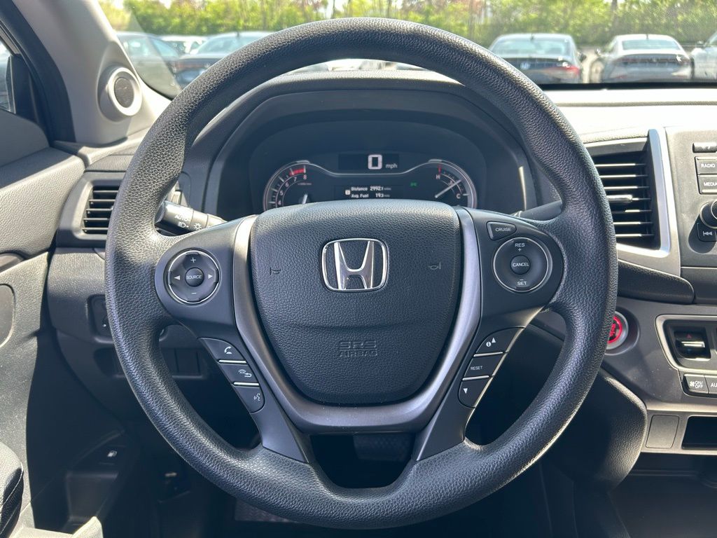 2019 Honda Ridgeline Sport 12