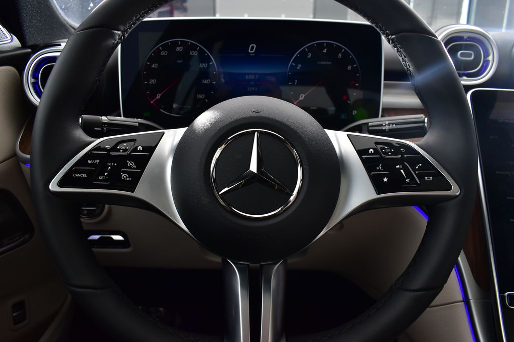 Thumbnail: 2025 Mercedes-Benz C-Class - 16