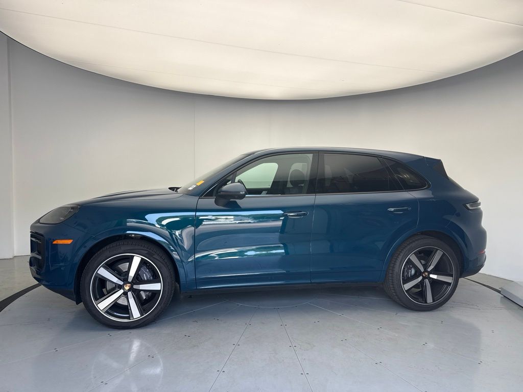 Thumbnail: 2025 Porsche Cayenne - 2