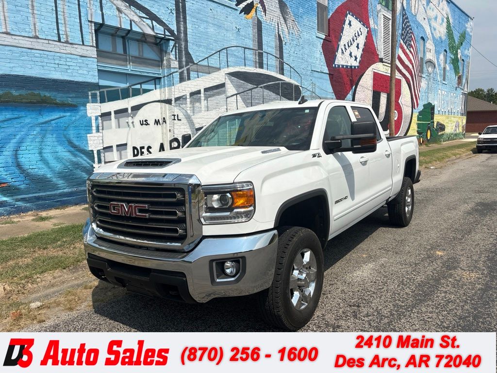 Summit White 2018 GMC Sierra 2500HD Pickup Truck Four-Wheel Drive 6-Speed Automatic