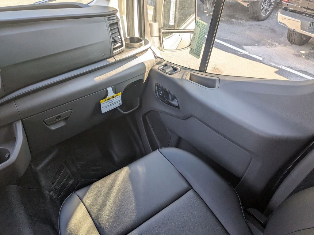 2025 Ford Transit-250 Cargo Van 