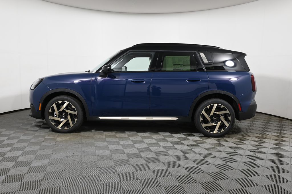 Thumbnail: 2027 MINI Cooper Countryman - 2