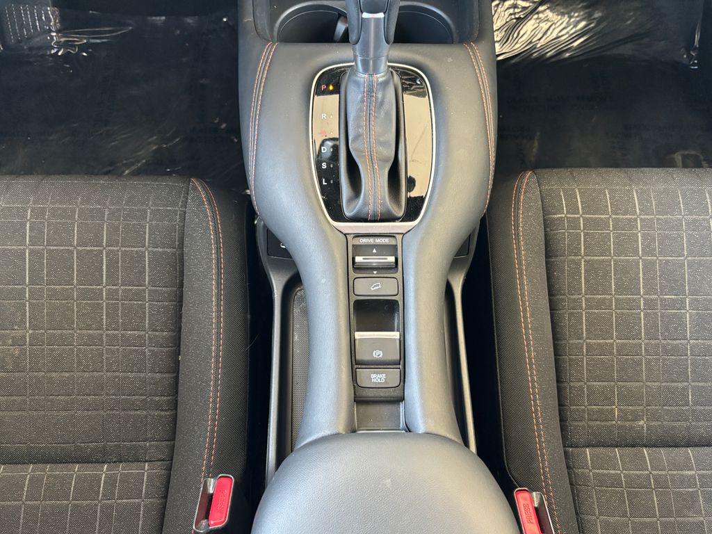 Thumbnail: 2025 Honda HR-V - 17