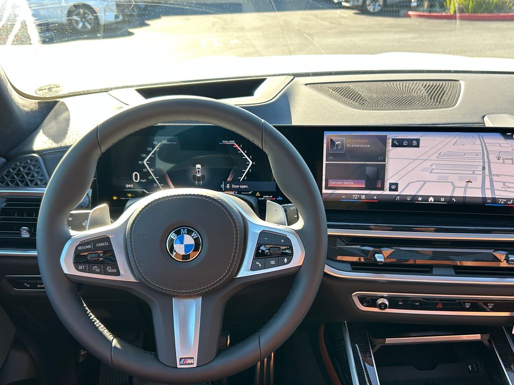 Thumbnail: 2026 BMW X7 - 17