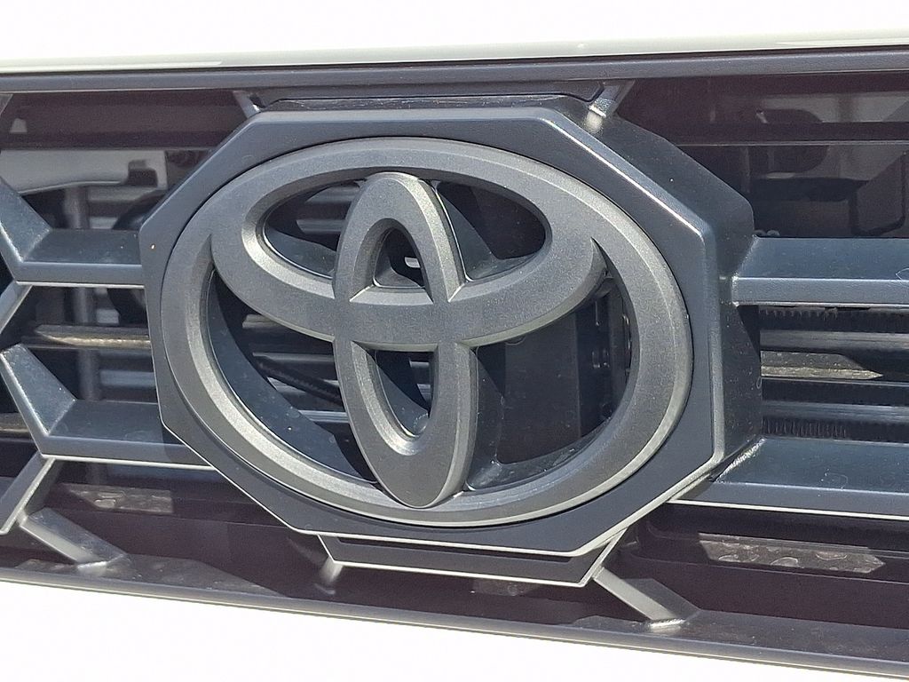 Thumbnail: 2026 Toyota 4Runner - 16