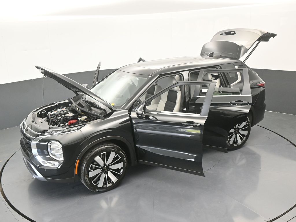 New 2026 Black Diamond Mitsubishi SE image 69