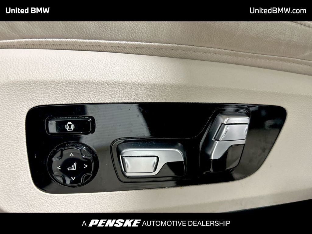2022 BMW X5 sDrive40i 12