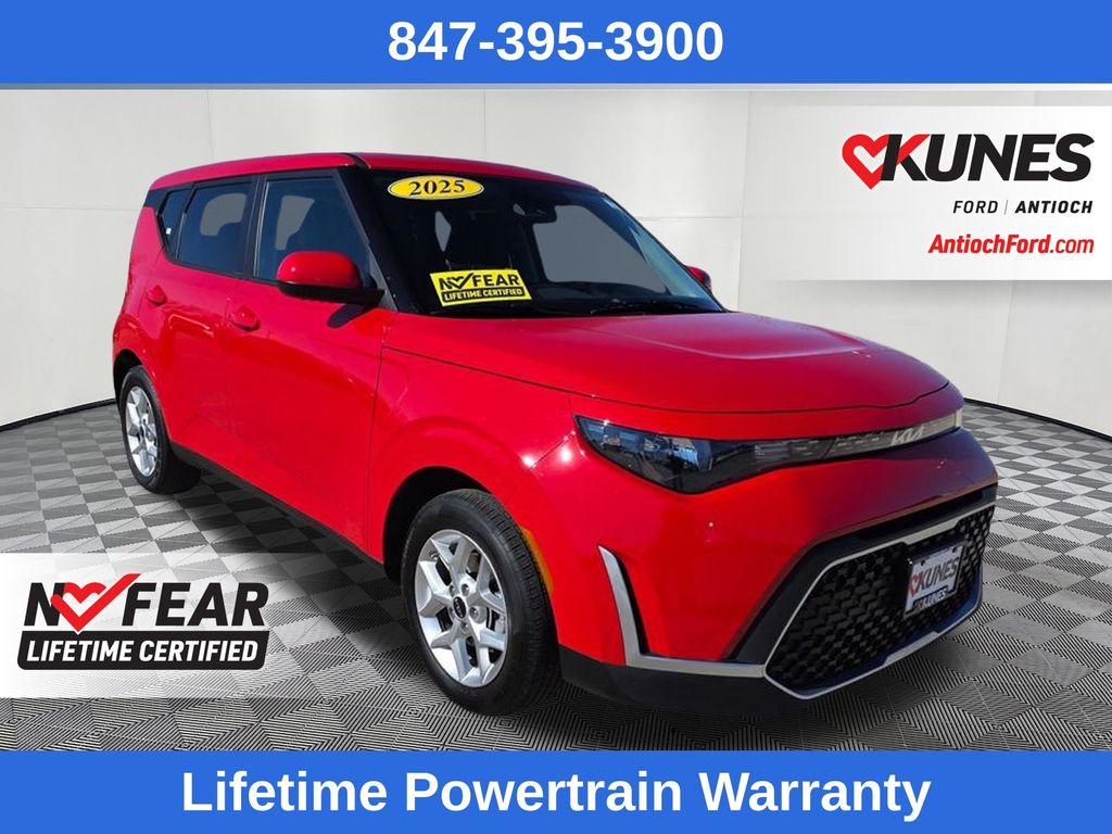Inferno Red 2025 Kia Soul SUV / Crossover Front-Wheel Drive Continuously Variable Transmission