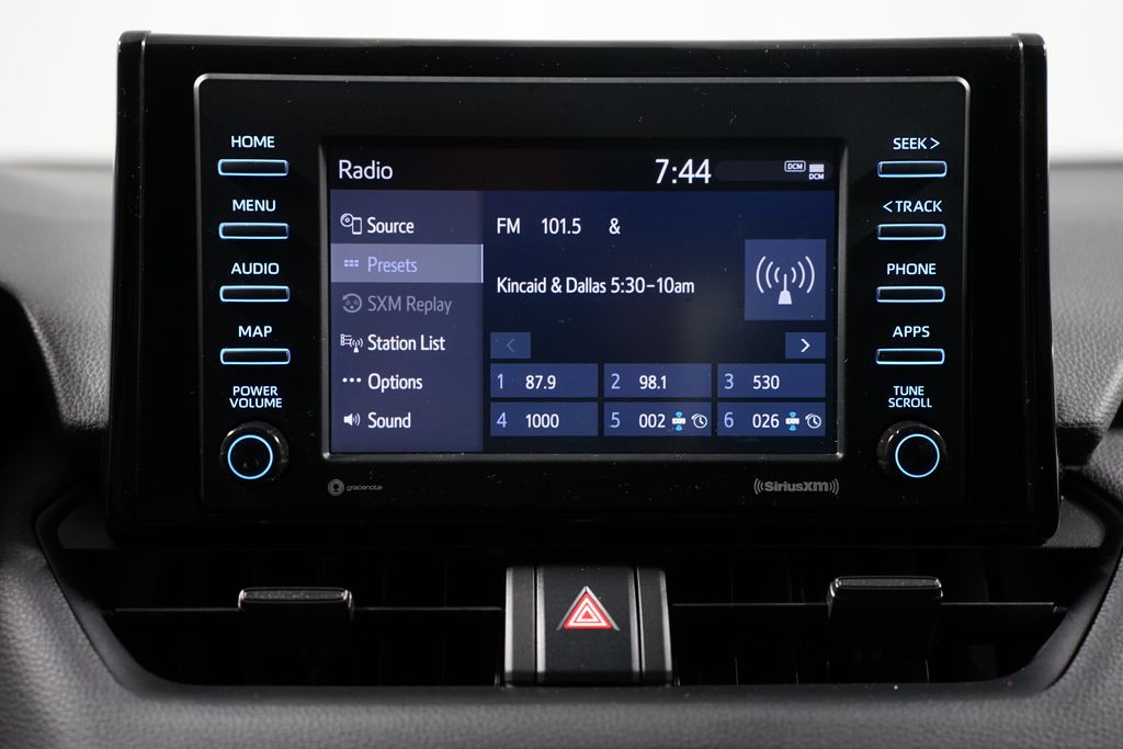 2022 Toyota RAV4 LE 17