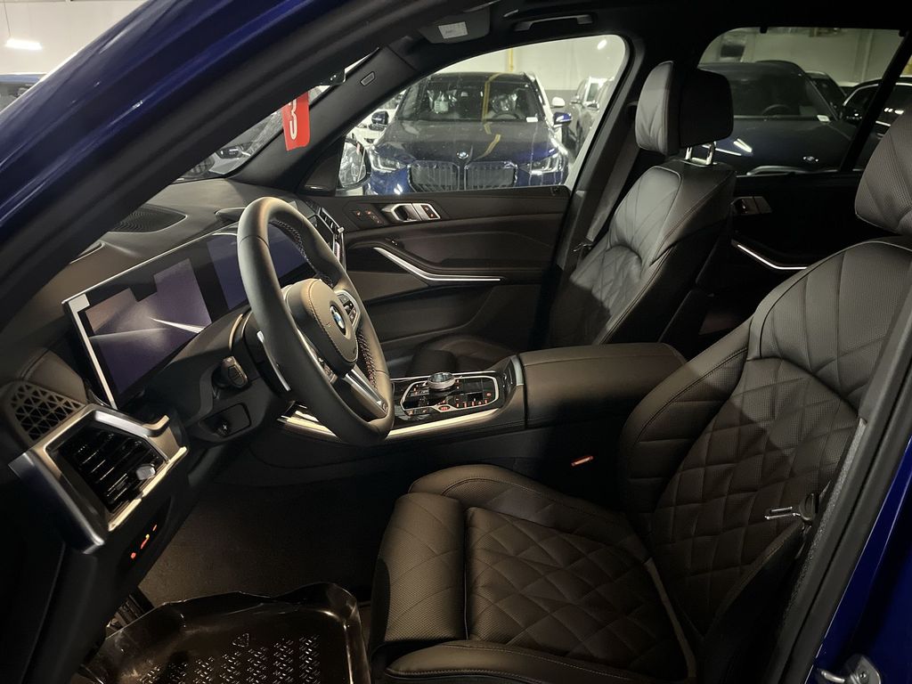 Thumbnail: 2026 BMW X5 - 11