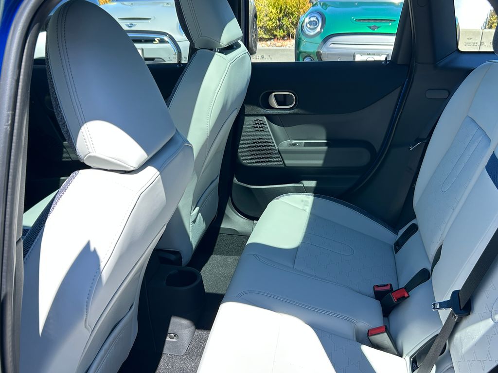 Thumbnail: 2025 MINI Cooper Hardtop - 29