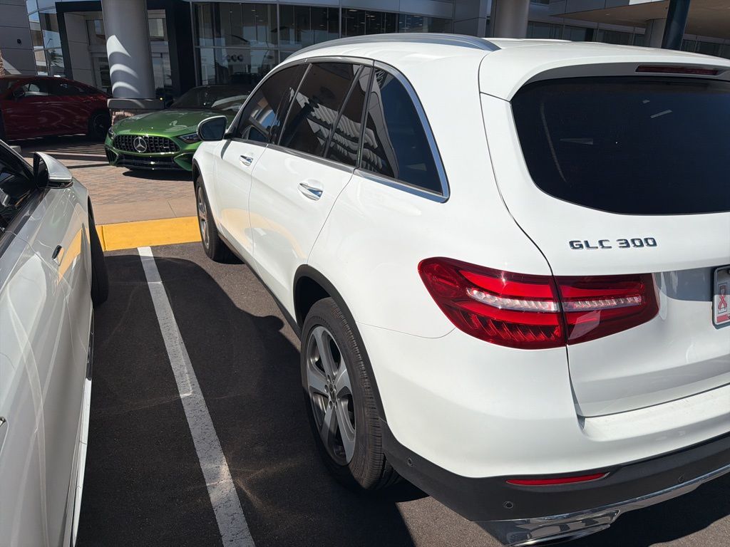 Thumbnail: 2019 Mercedes-Benz GLC - 4
