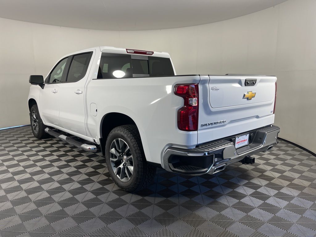 Thumbnail: 2025 Chevrolet Silverado 1500 - 3