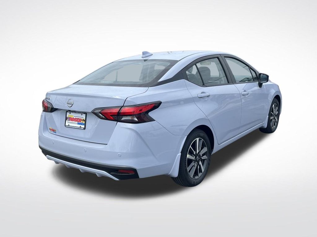 2025 Nissan Versa 1.6 SV photo