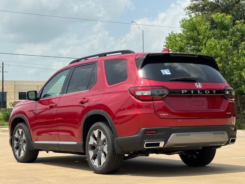 2026 Honda Pilot Elite Red at Community Honda