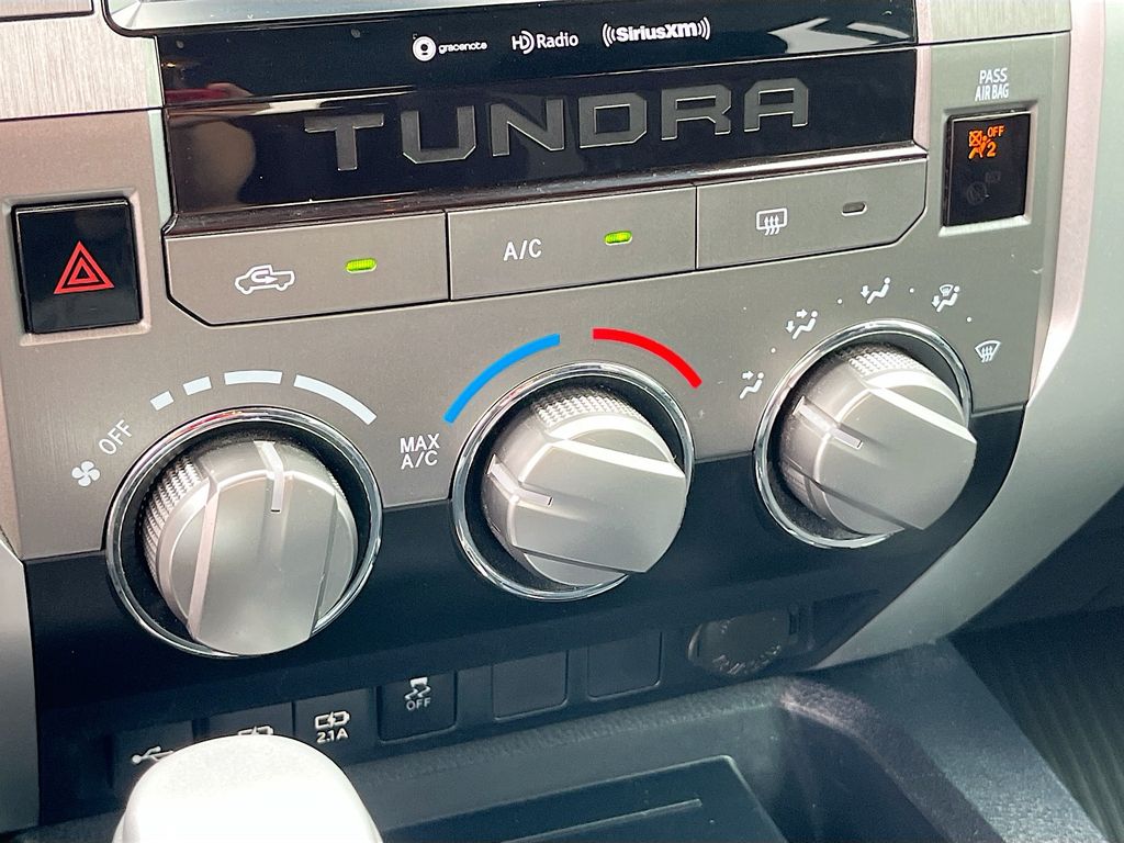 Used 2020 White Toyota SR5 image 15