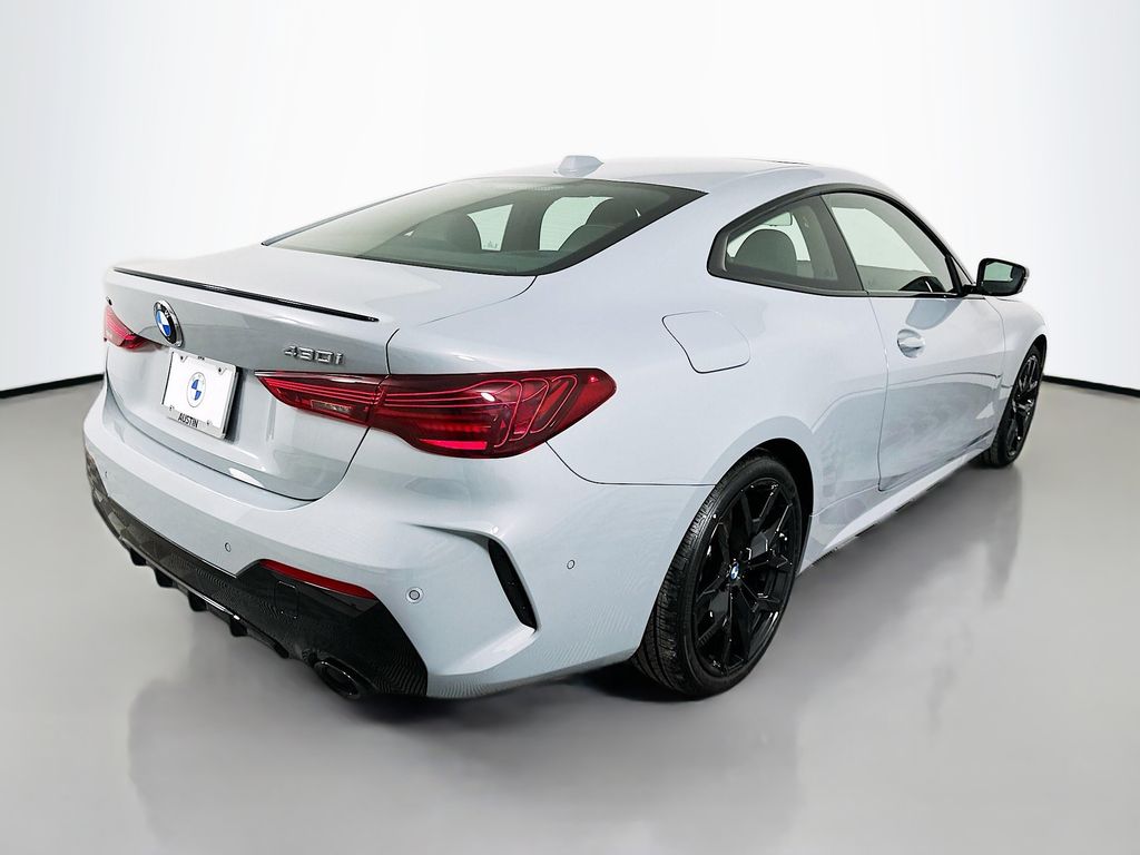 Thumbnail: 2025 BMW 4 Series - 5