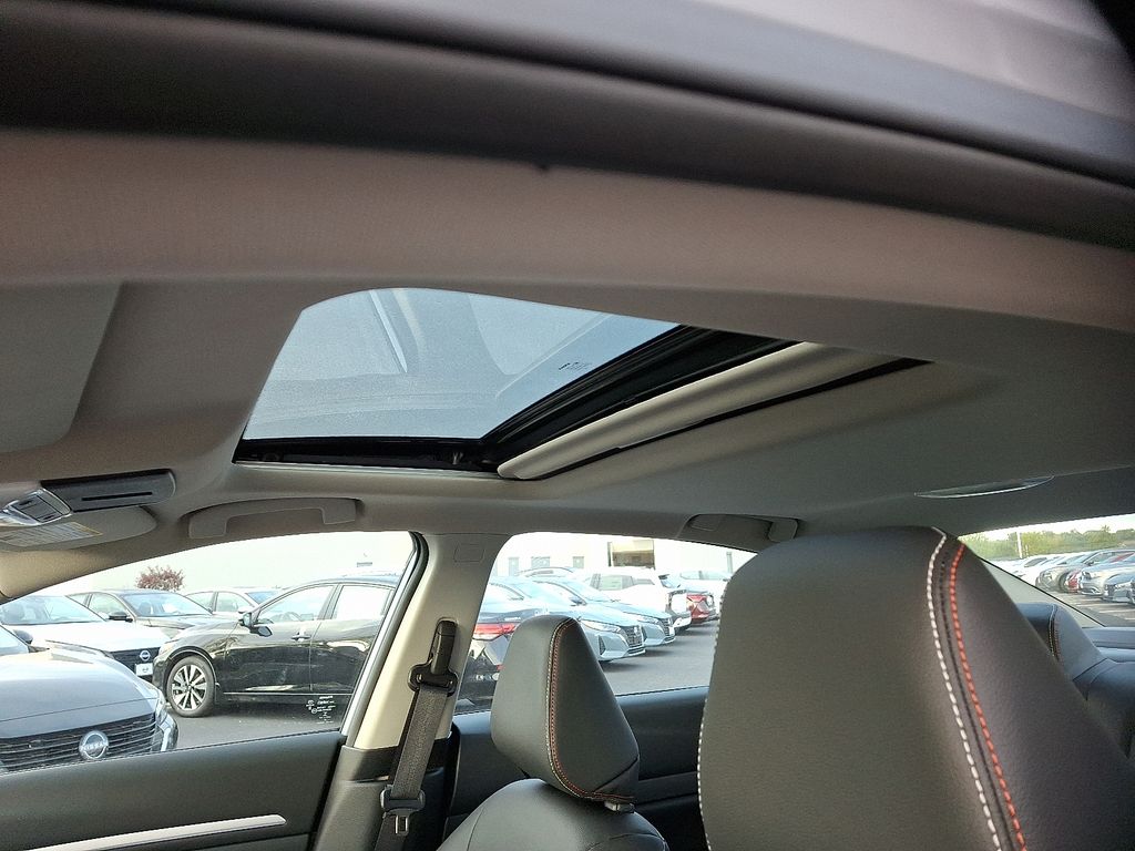 Thumbnail: 2025 Nissan Altima - 6