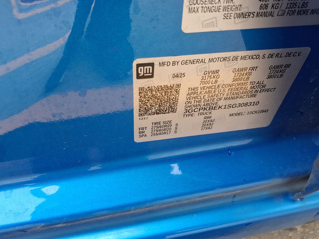 Used 2025 Blue Chevrolet Custom image 30
