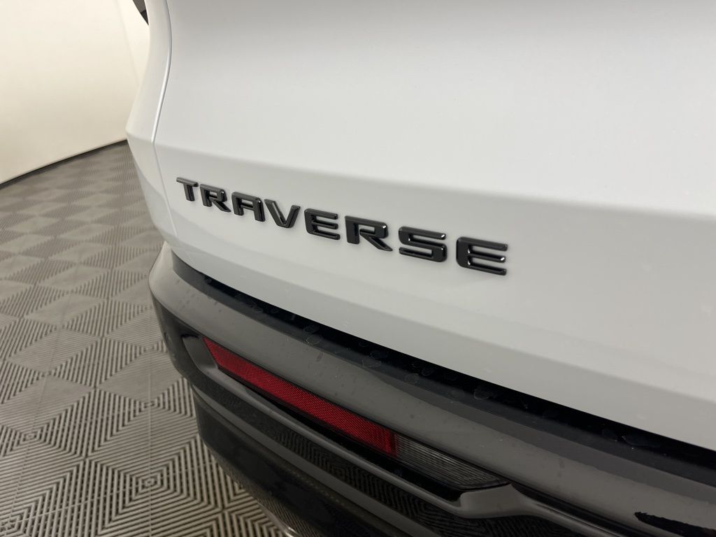 Thumbnail: 2026 Chevrolet Traverse - 21
