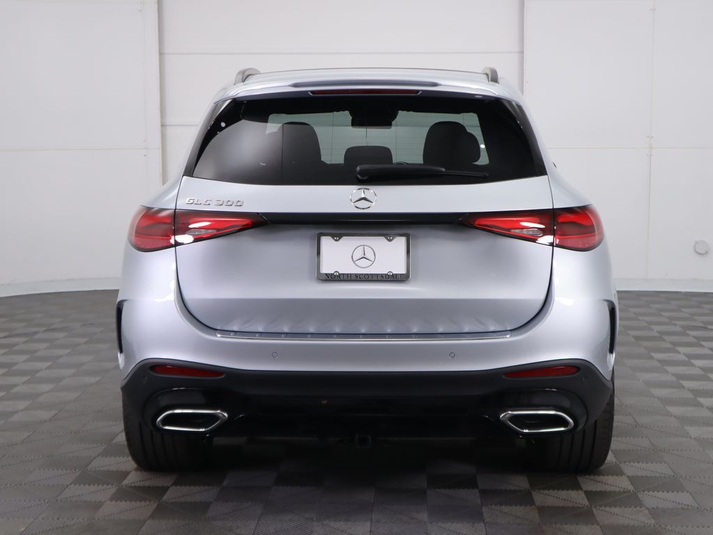 2024 Mercedes-Benz GLC 300 6